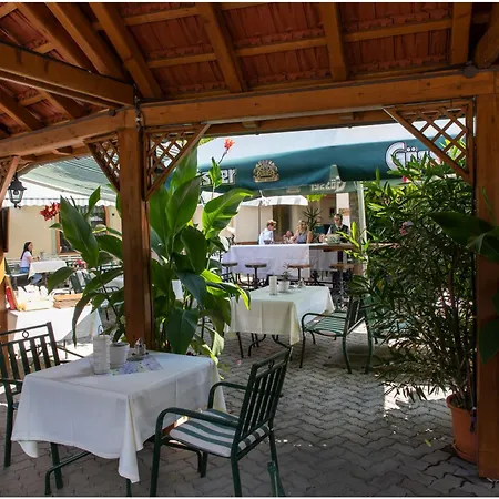 Отель Hotel-restaurant Fischerwirt