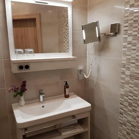 Hotel-restaurant Fischerwirt Szálloda